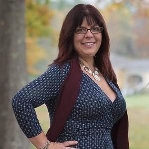 Meet your Posher, Kim